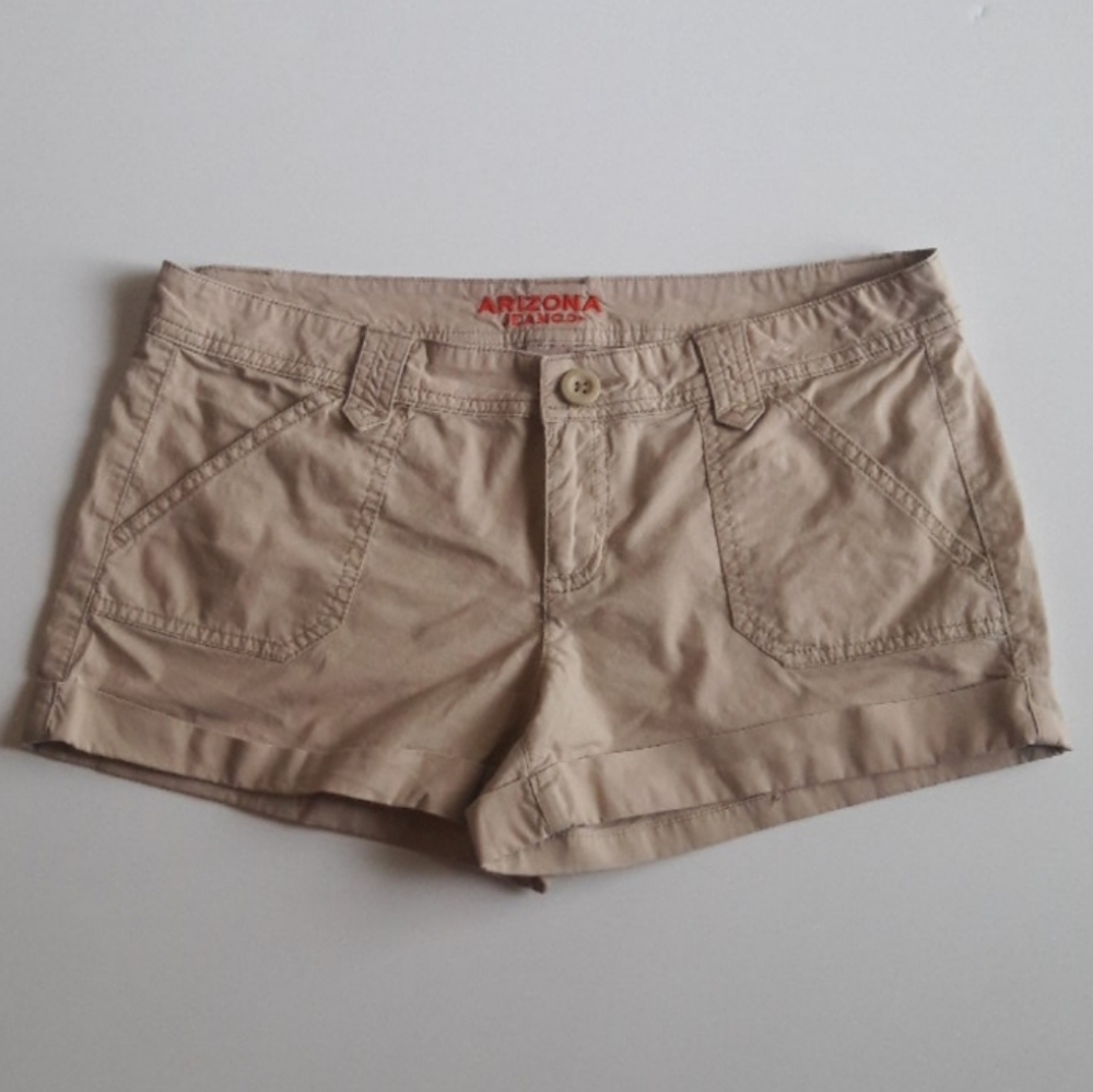 Arizona | Cuffed Hem Shorts
